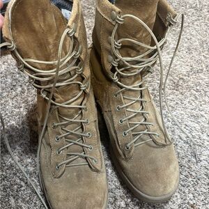 Men's Tan Suede Boots